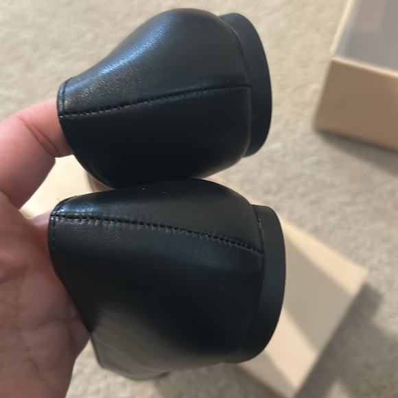 Mossimo Supply Co. black Mohana Pointed Toe Casual Flats Size 7.5 - Picture 6 of 9